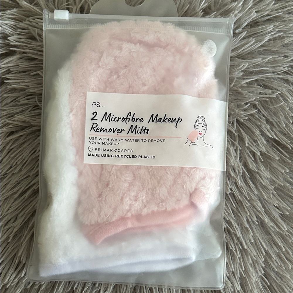 Microfibre Makeup Remover Mitts - Pink & White